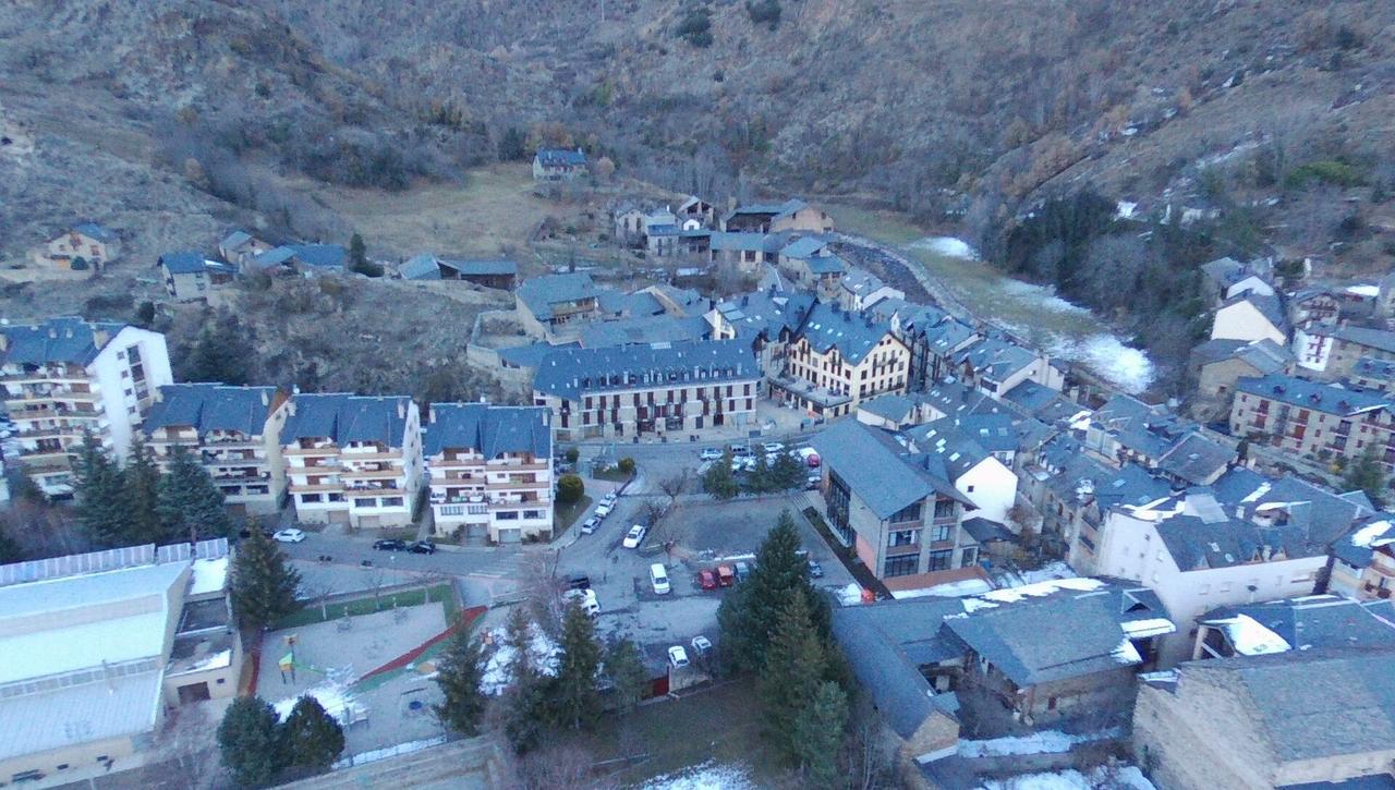 Apartaments Pirinenc エステリ・ダネウ エクステリア 写真